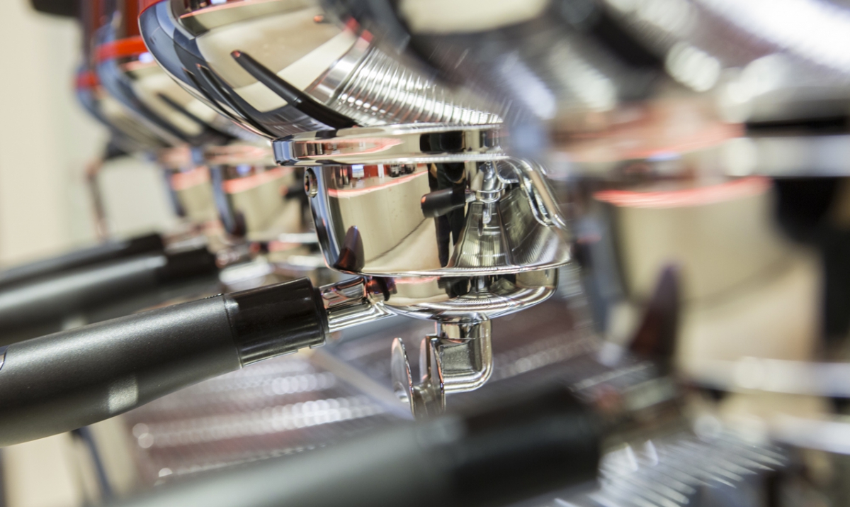 Coffee and espresso machines: traditional and automatic